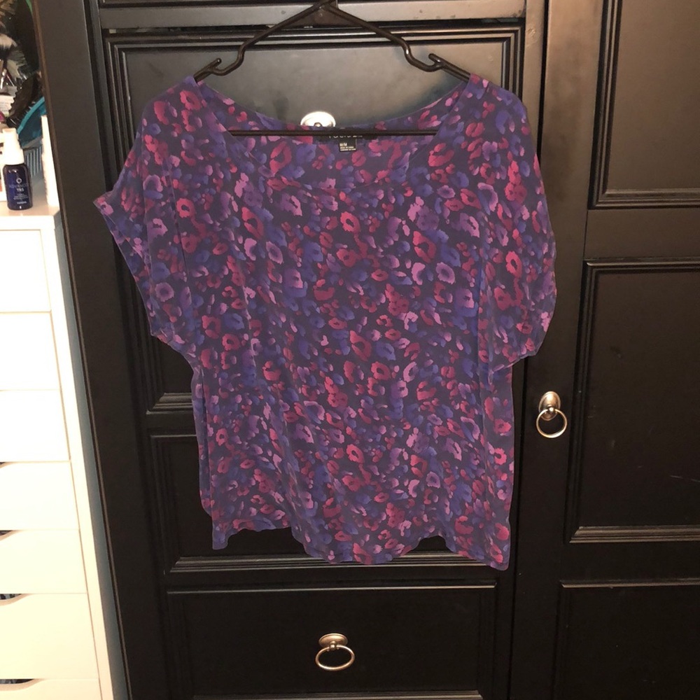 Forever 21 purple leopard print top medium